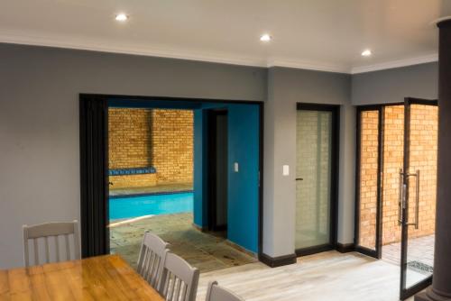 Rolo sports House