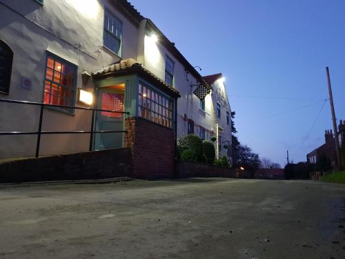 

Chequers inn