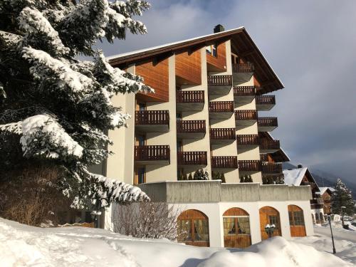 Catrina Hotel, Disentis bei Balmenegg