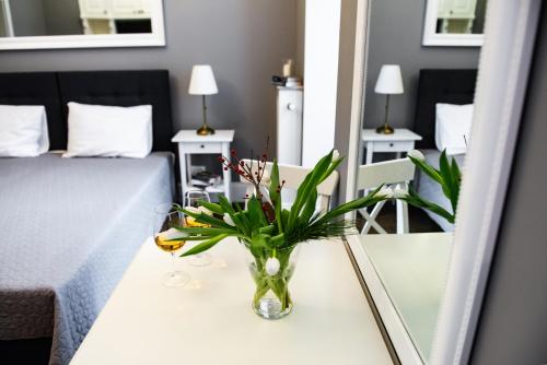 Apartment Hoża 50 with a balcony in close Center, Warsaw (photo 3)