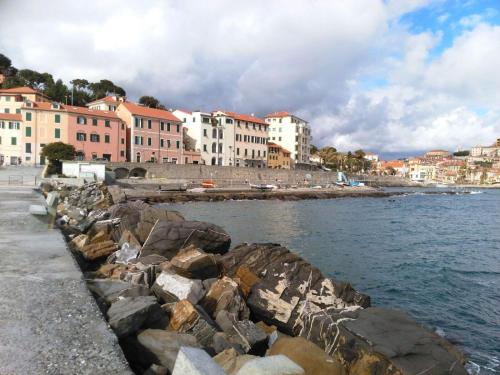 Lovely renovated apartment near Dolcedo