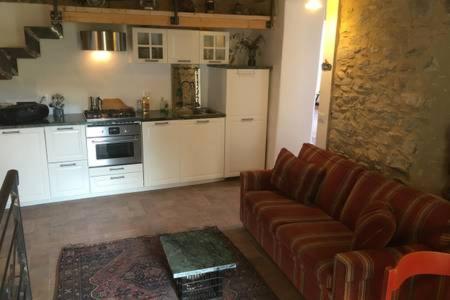 Lovely renovated apartment near Dolcedo