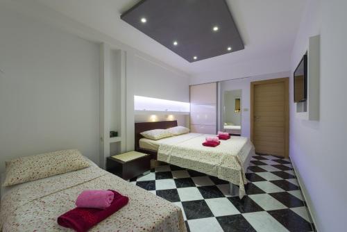  Superb Beachfront Luxury Seaview with Private Beach in Hvar