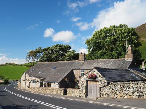 The Wayside and Whisky Barn - image 10