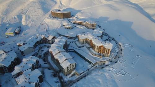 酒店外观, Hostel near ski lift New Gudauri, block1 in 古多里