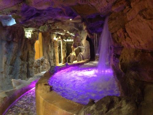 Casanova - Wellness Center La Grotta Etrusca