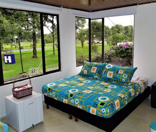 Violeta Park Hostel