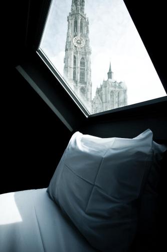 1 queen bed