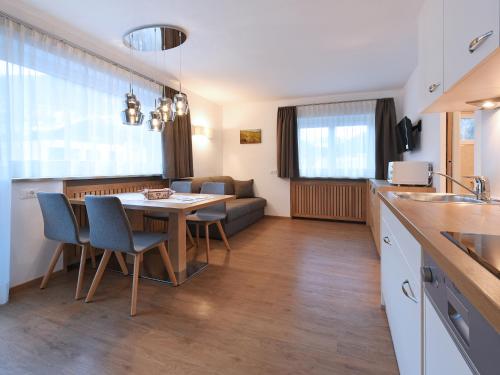 Residence Hotel Fever - image 14