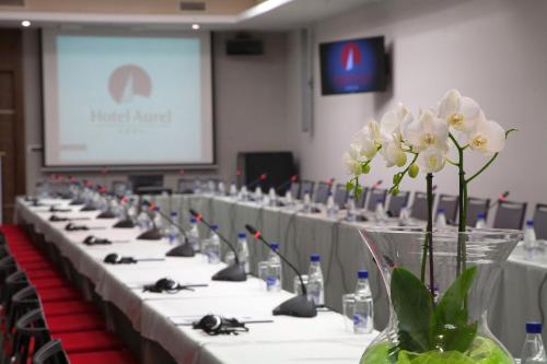 Hotel Aurel - image 2
