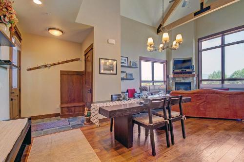 B201 WaterTower Place Townhouse in Frisco, USA
