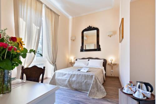 Vatican Domus Luxury Rooms - image 8