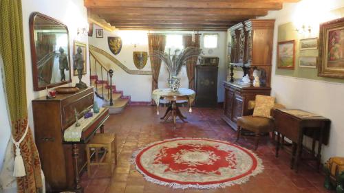 Chateau de Rochebonne cottage Rochefort