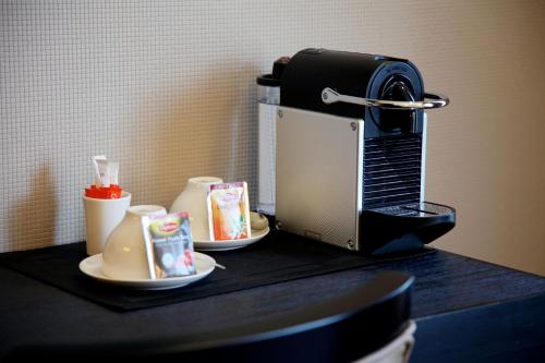 Hotel Elysees Paris – Paris, TX