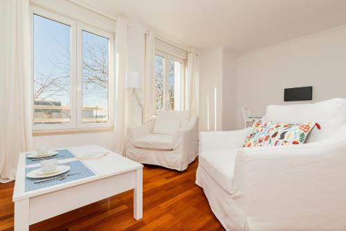  Flat in Algés with river views in Lissabon