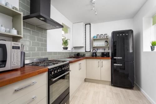 The Coach House Montpellier, Cheltenham, Gloucestershire