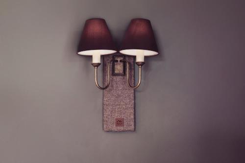 Tweedies Bar and Lodge - image 6