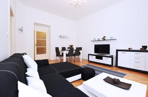 3BDR Apartment for Groups and Families