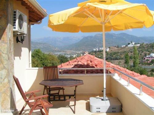 Villa Evora with Private Pool and Large Garden
