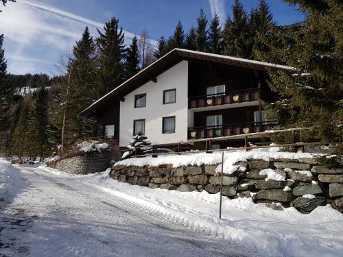  Der Kristall by Globalimmoservice, Pension in Bad Kleinkirchheim