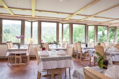 Hotel Neuhauser - image 12
