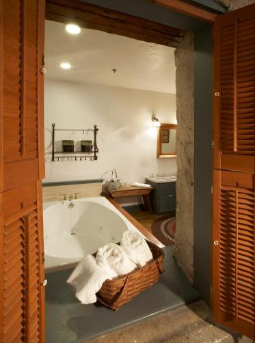 Washington House Inn - image 4
