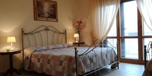 B&B Paola e Francesco Room Type - Triple Room with Private Bathroom B&B Paola e Francesco Room Type - Triple Room with Private Bathroom