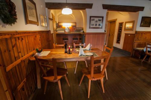 Landgasthof Kirchenwirt in 大拉明