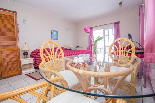 Balcony/terrace, Rosewood Apartment Hotel in Kingstown