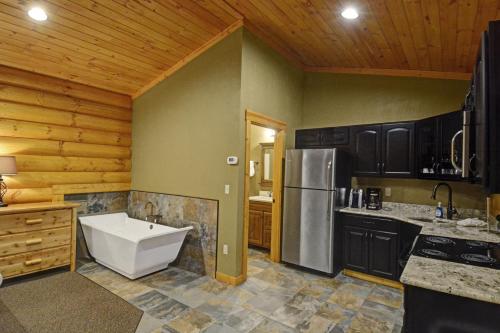 The Lodges at Sunset Village