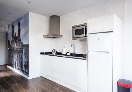 Fuente Torán Apartamentos - image 5