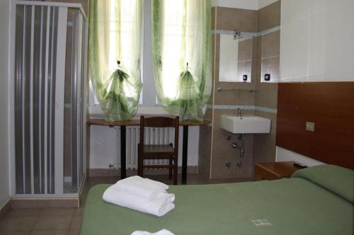 Hotel Adelchi – Milan, DC