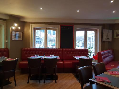 Restaurant, Le Napoleon in Lille City Center