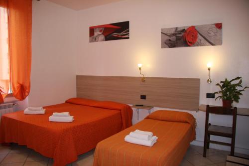 Hotel Adelchi – Milan, DC