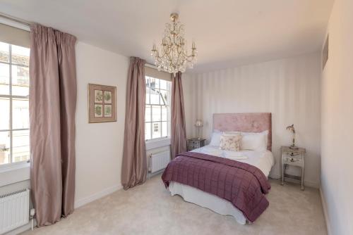 Chatham House - Central Townhouse, Bath, Somerset