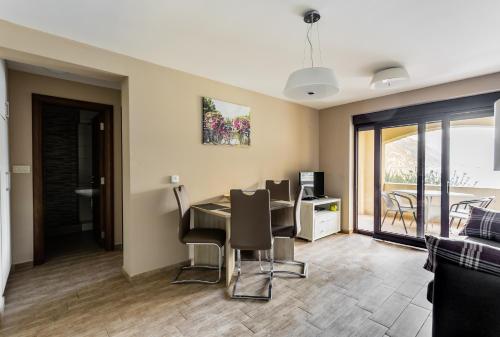 Sunshine of Montenegro Apartments - image 9