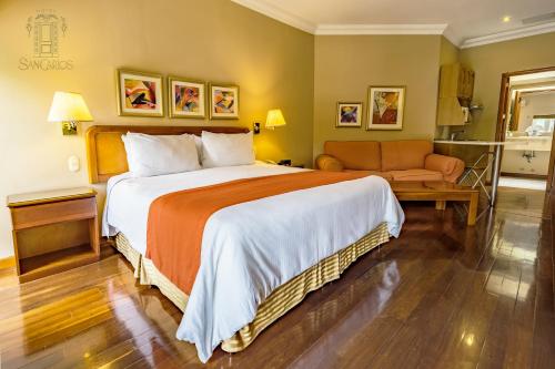 Hotel San Carlos photo 1