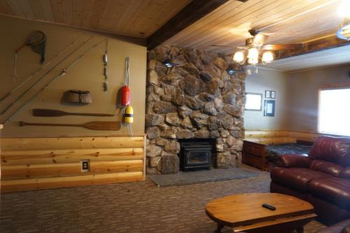 Shaver Lake Village Hotel in Shaver Lake (CA)