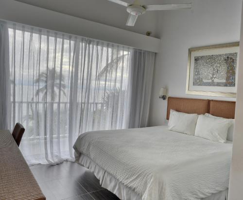 BlueBay Vacation Rentals at Vista Mare
