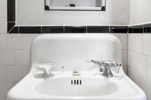 Hotel Congress – Tucson, AZ