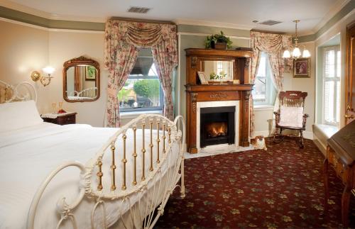 Dorymans Oceanfront Inn in Newport Beach, USA