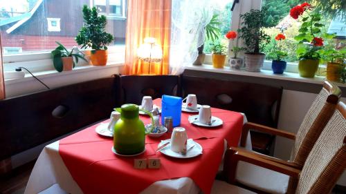 אוכל ומשקאות, Hotel garni Am Hochwald in בראולג