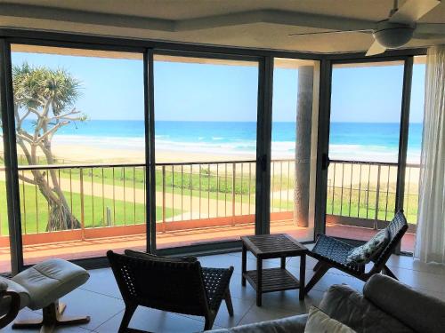 Sanctuary Beach Resort - Gold Coast