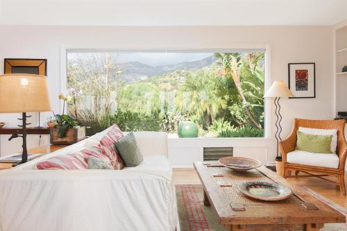 Romantic Retreat 2629 - image 5