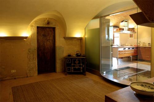 Luxuriously restored farmhouse near Girona in the heart of Catalunya in Szentgyörgy