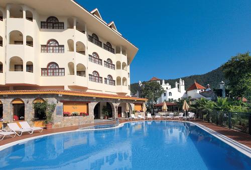 Fortuna Beach Hotel - image 7