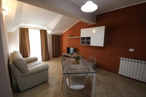 Casa Sofia Vacanze A Montalbano Elicona in 蒙塔爾巴諾埃利科納