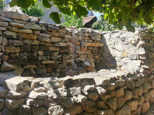 Guest House Bedrock - image 2