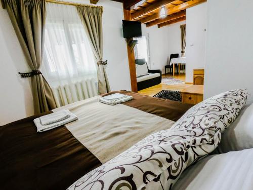 Pensiunea Turistica Tihuta in Piatra-Fantanele