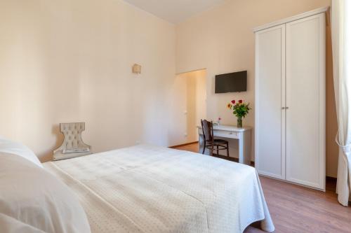 Vatican Domus Smart Rooms - image 2